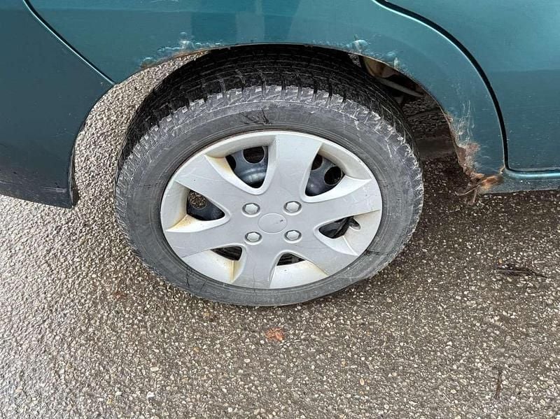 Gebraucht Subaru Justy 94 PS (69 kW) 2007 Grün Kleinwagen