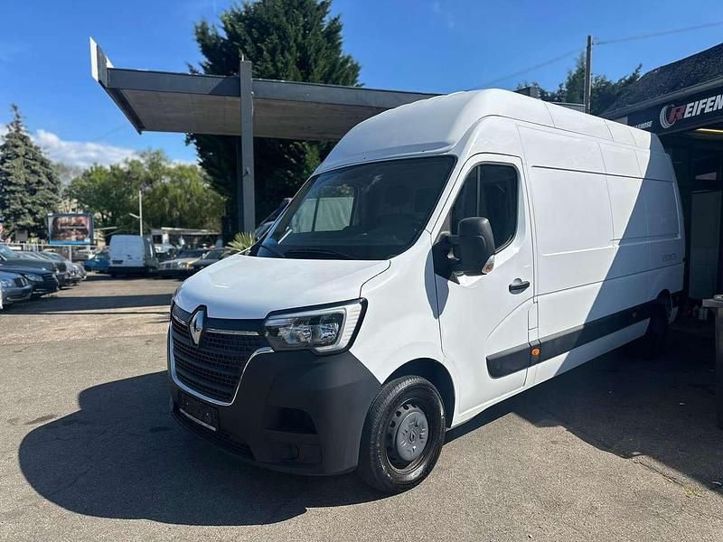 Second-hand Renault Master 150 CP (110 kW) 2022 Alb Monovolum