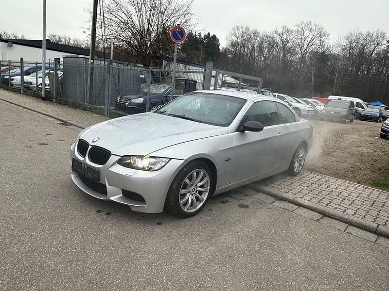 Silber Gebraucht 2007 BMW 325 Cabriolet Sport Line Cabrio | 3.499 € - Bild 1/4