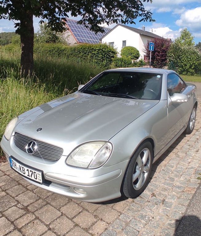 Silber Gebraucht 2001 Mercedes SLK200 Cabrio | 3.900 € (Superpreis) - Bild 1/4