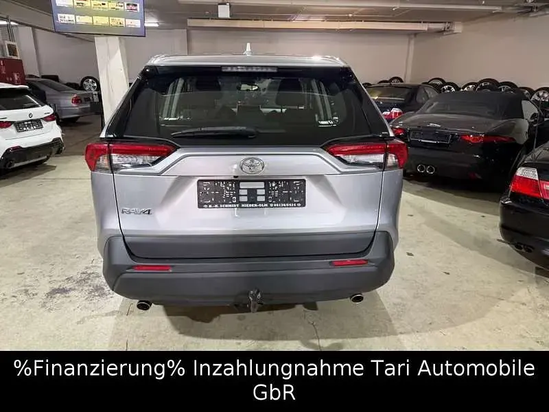 Gebraucht Toyota RAV4 175 PS (128 kW) 2019 Silber SUV