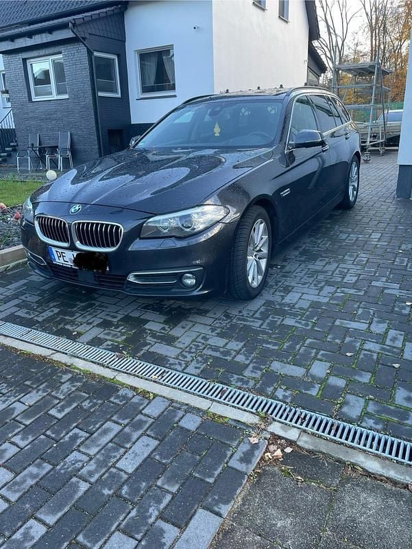 Schwarz Gebraucht 2016 BMW 530 Kombi | 16.300 € (Guter Preis) - Bild 1/4