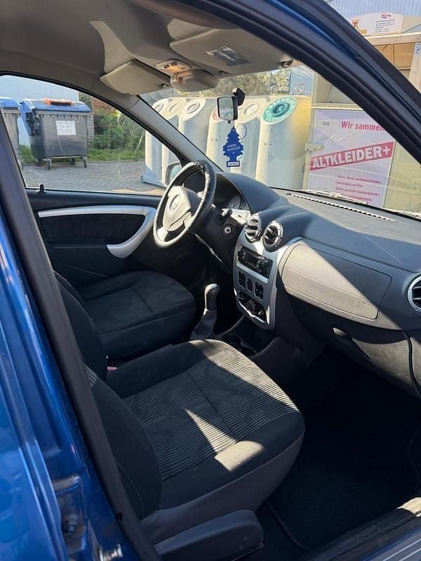 Second-hand Dacia Logan 105 CP (77 kW) 2009 Albastru Break