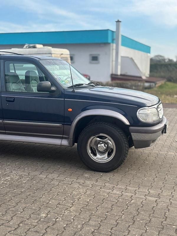 Gebraucht Ford Explorer 207 PS (152 kW) 1998 Blau SUV