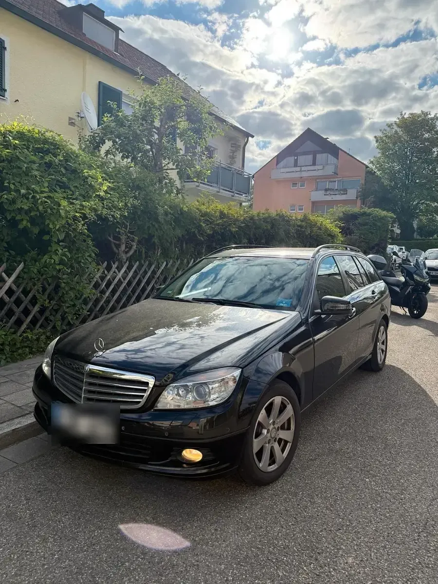 Gebraucht Mercedes C200 136 PS (100 kW) 2010 Schwarz Kombi