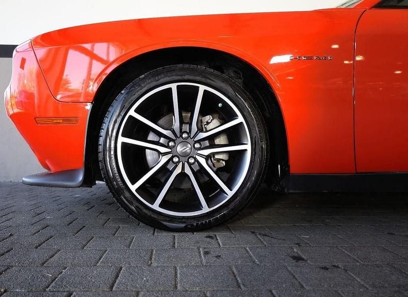 Gebraucht Dodge Challenger 377 PS (277 kW) 2022 Orange Coupé