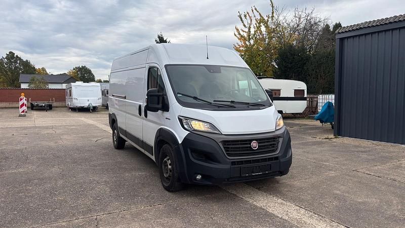 Weiß Gebraucht 2020 Fiat Ducato Van | 7.999 € - Bild 1/4