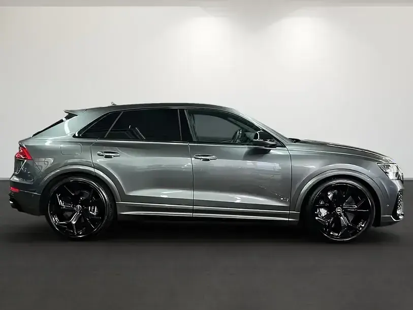 Gebraucht Audi RS Q8 Ambiente 600 PS (441 kW) 2023 Daytonagrau perleffekt SUV