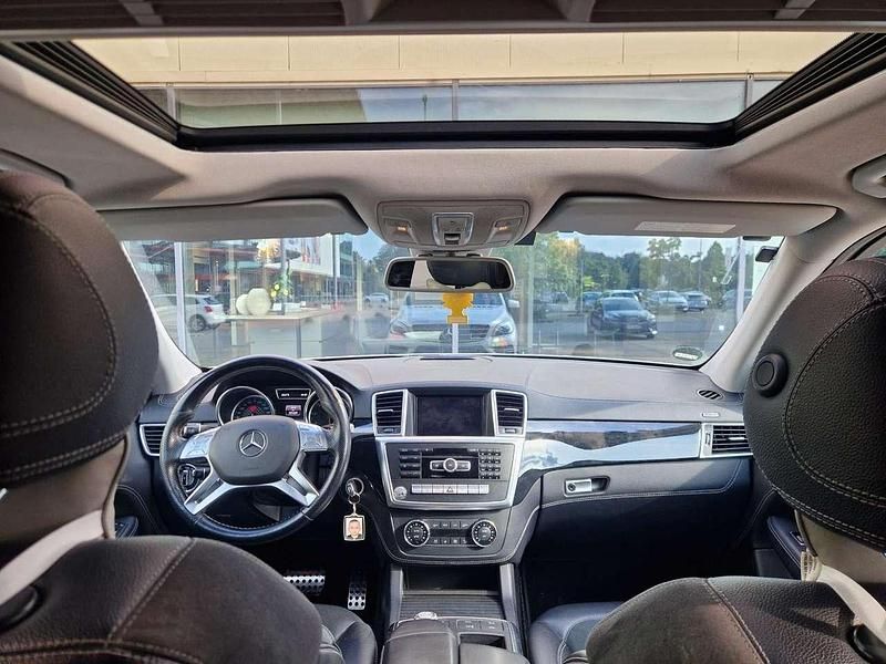 Silber Gebraucht 2012 Mercedes ML350 SUV | 16.999 € (Guter Preis) - Bild 1/4