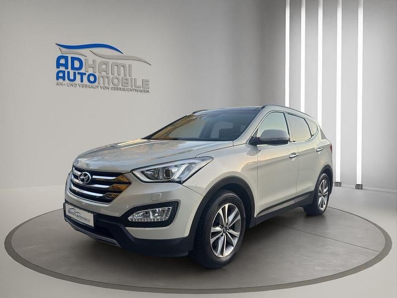 Beige Gebraucht 2016 Hyundai Santa Fe Premium SUV | 16.387 € (Fairer Preis) - Bild 1/3