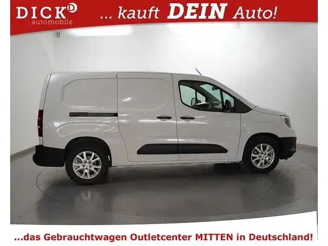 Gebraucht Opel Combo-e Life XL 100 kW (136 PS) 2024 Weiss Van / Kleinbus