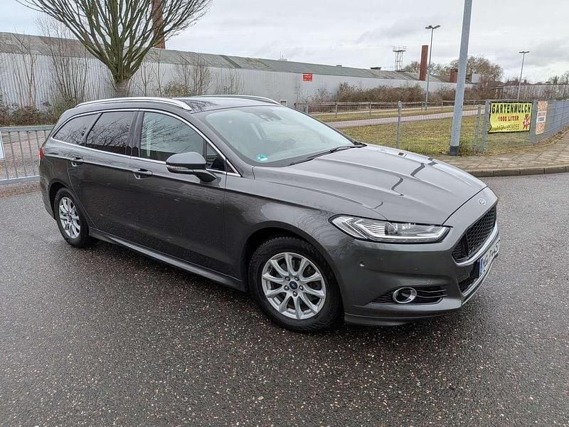Gebraucht Ford Mondeo Titanium 179 PS (131 kW) 2017 Grau Kombi