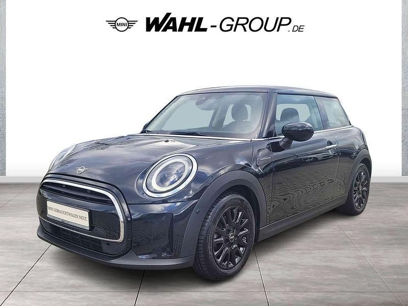Gebraucht Mini Cooper Hatch 136 PS (100 kW) 2023 Schwarz Kleinwagen
