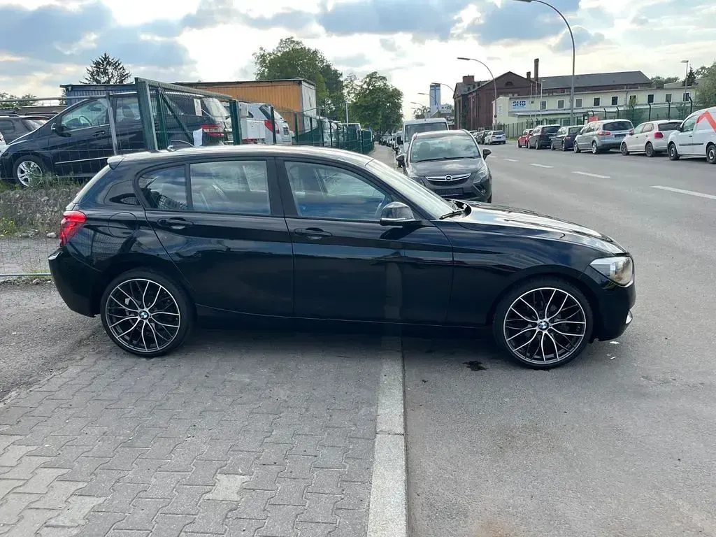 Gebraucht BMW 116 136 PS (100 kW) 2014 Schwarz Kleinwagen