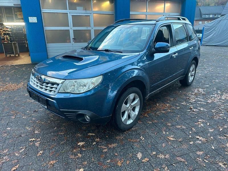 Blau Gebraucht 2012 Subaru Forester Comfort SUV | 4.900 € (Guter Preis) - Bild 1/4