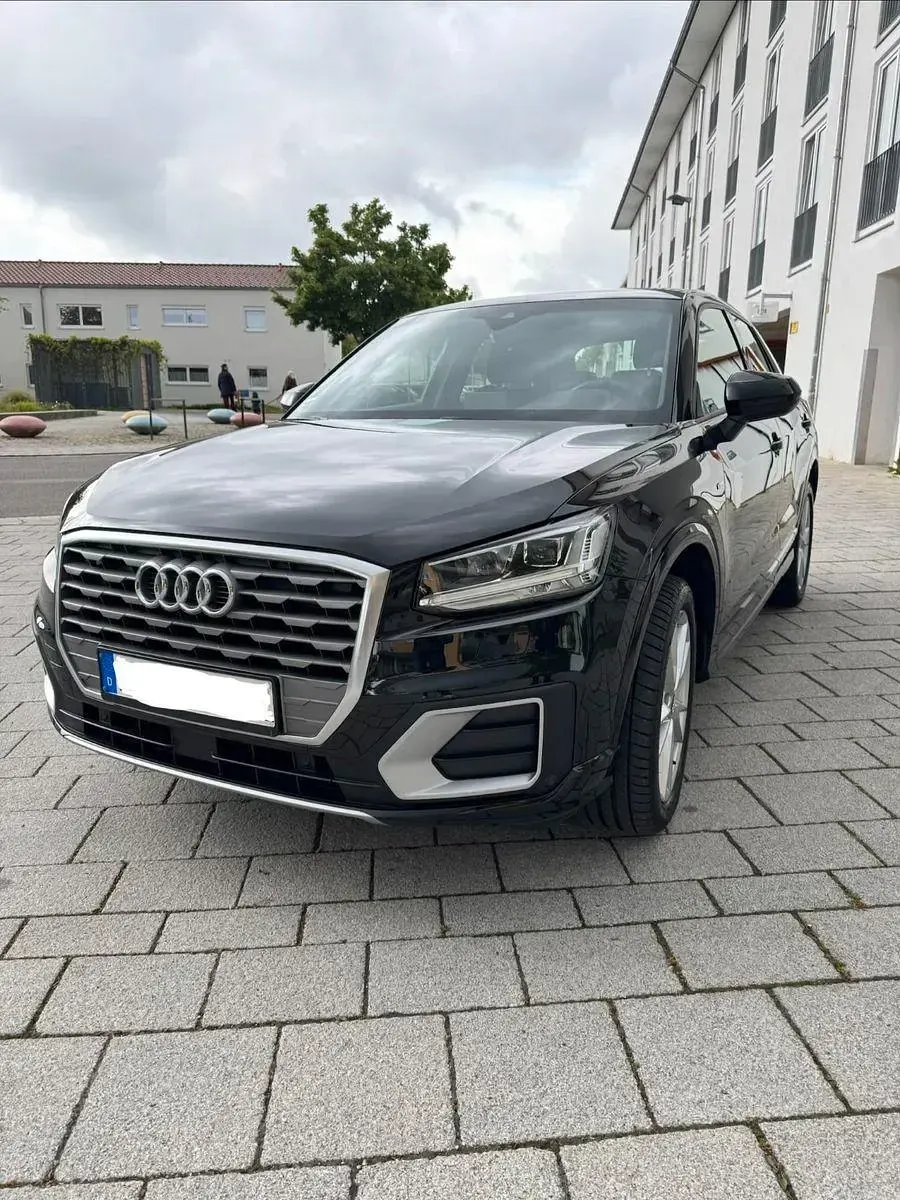 Gebraucht Audi Q2 S-Line 150 PS (110 kW) 2018 Schwarz SUV