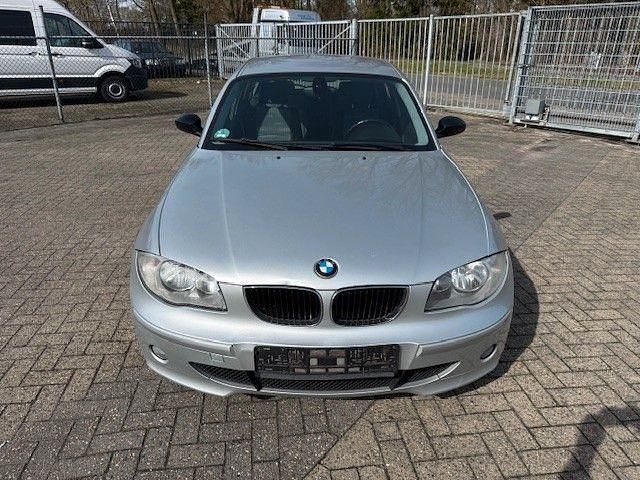 Gebraucht BMW 120 Performance 163 PS (119 kW) 2004 Grau Kleinwagen