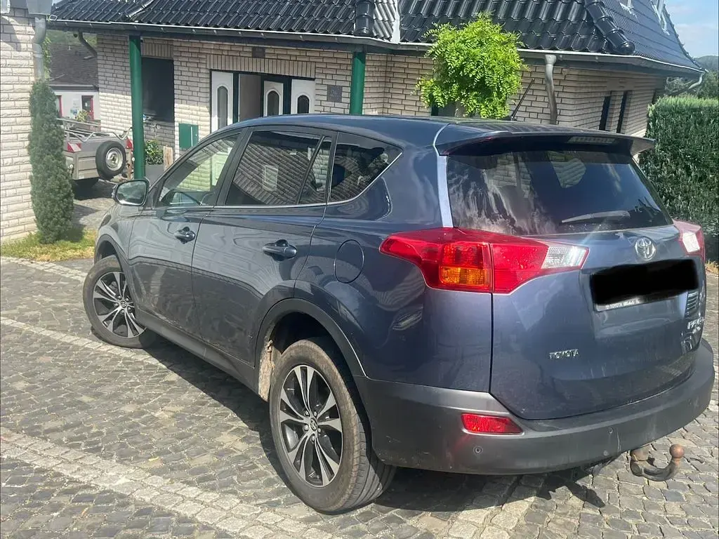 Gebraucht Toyota RAV4 124 PS (91 kW) 2014 Blau SUV