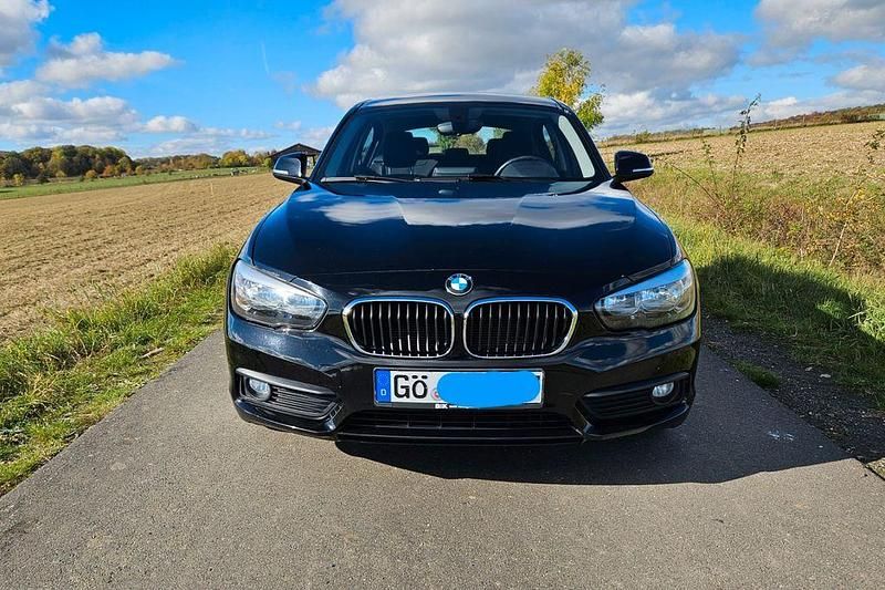 Schwarz Gebraucht 2016 BMW 116 Kleinwagen | 9.800 € (Guter Preis) - Bild 1/4