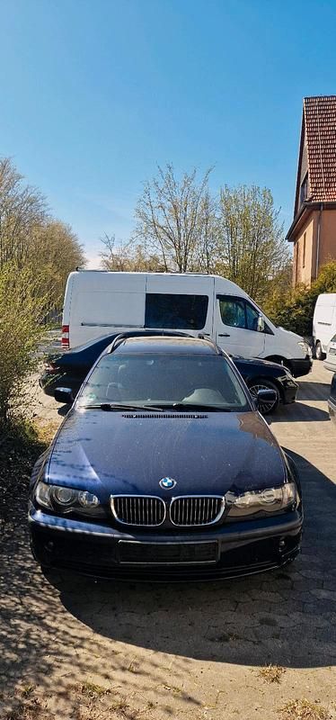 Usata BMW 320 150 CV (110 kW) 2003 Blu Station wagon