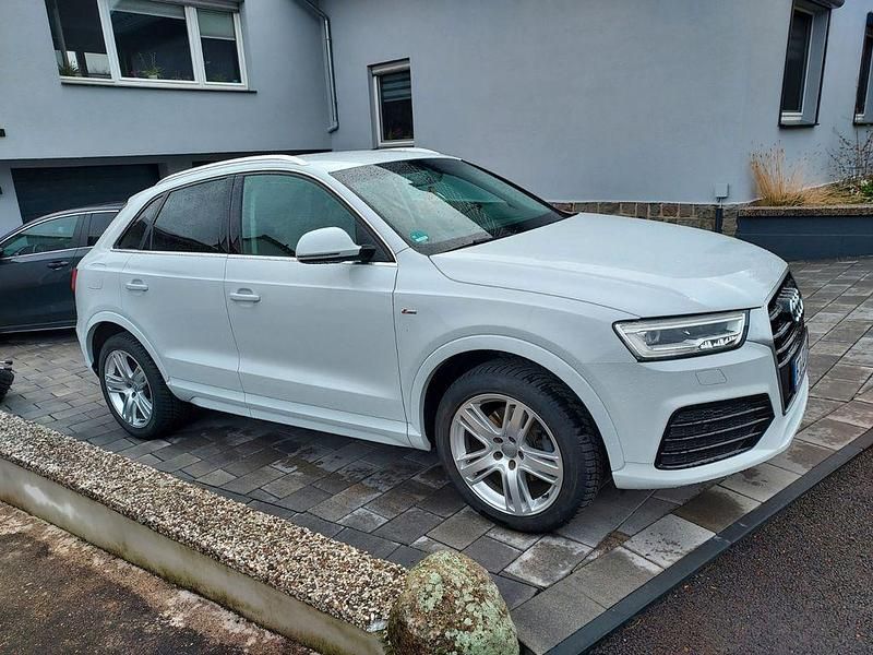 Gebraucht Audi Q3 Sport 150 PS (110 kW) 2016 Weiß SUV