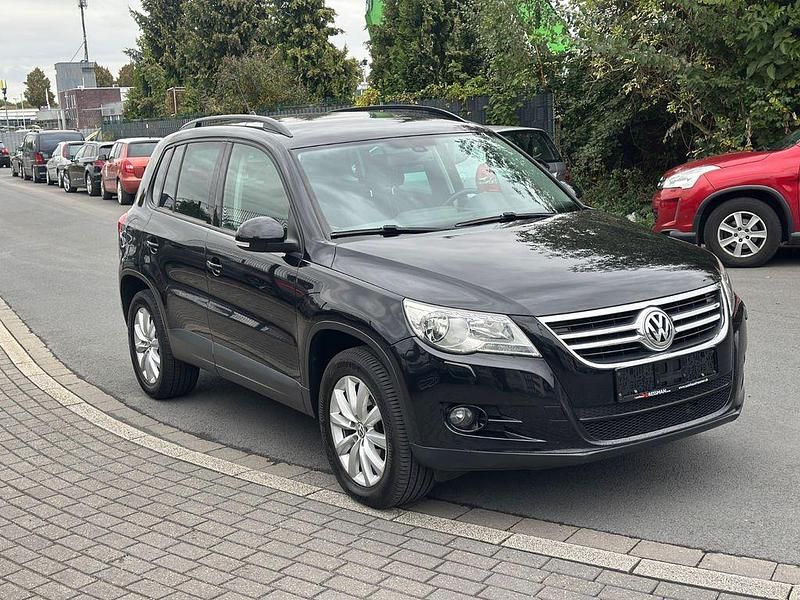 Schwarz Gebraucht 2011 VW Tiguan Freestyle SUV | 6.900 € (Guter Preis) - Bild 1/4