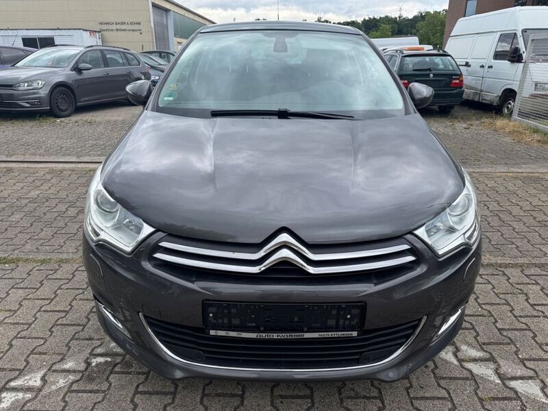 Grau Gebraucht 2017 Citroën C4 Shine Limousine | 7.200 € (Guter Preis) - Bild 1/4