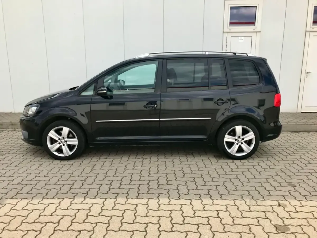 Gebraucht VW Touran Highline 170 PS (125 kW) 2011 Schwarz Van / Kleinbus