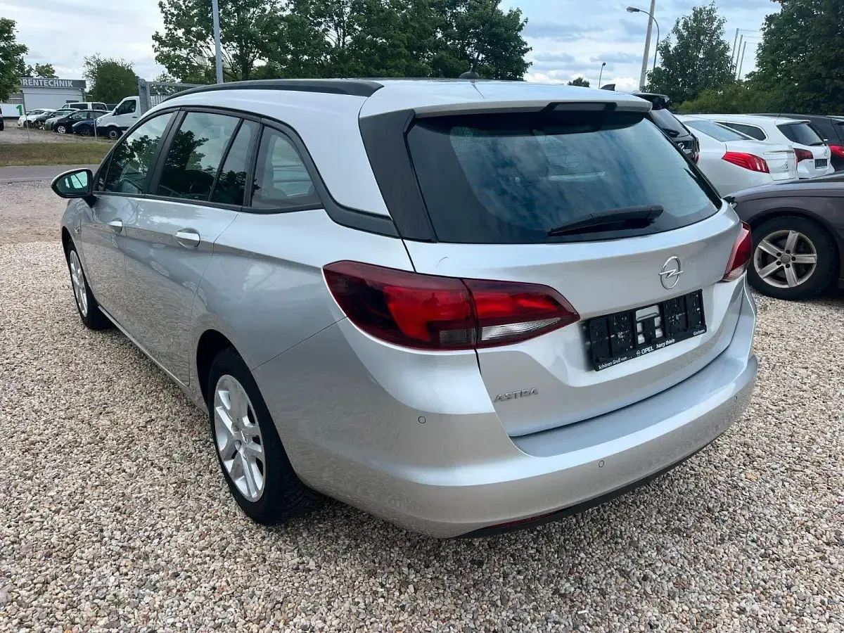 Gebraucht Opel Astra Edition 110 PS (80 kW) 2020 Grau Kombi