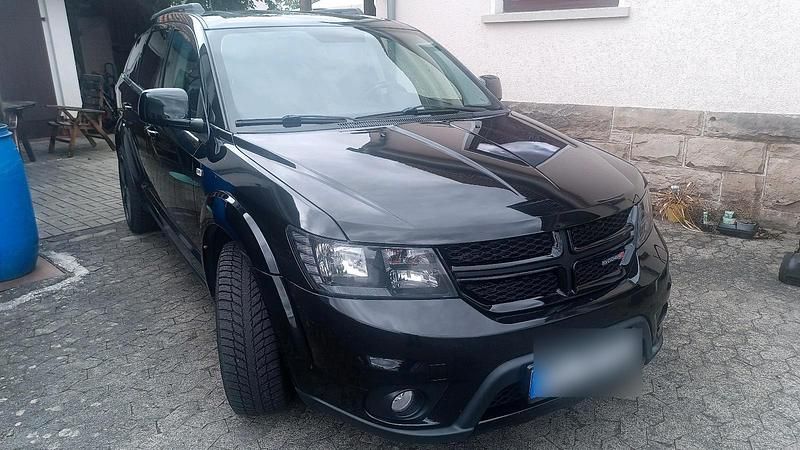 Schwarz Gebraucht 2014 Fiat Freemont SUV | 7.999 € (Fairer Preis) - Bild 1/4