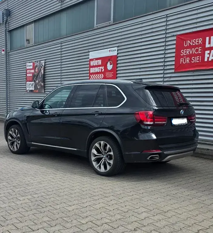 Gebraucht BMW X5 Sport Line 313 PS (230 kW) 2014 Schwarz SUV