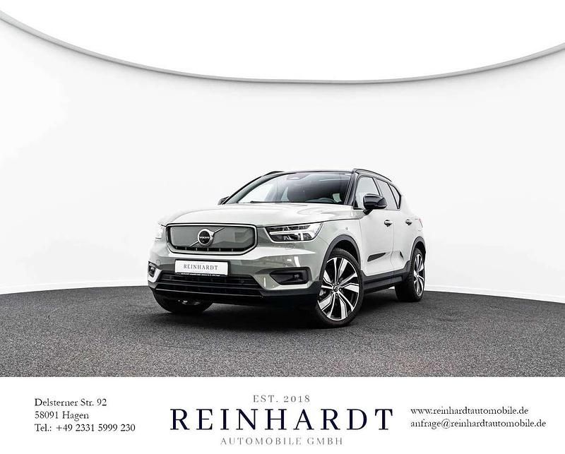 Sage green / metallic Gebraucht 2021 Volvo XC40 R-Design SUV | 32.860 € (Fairer Preis) - Bild 1/2