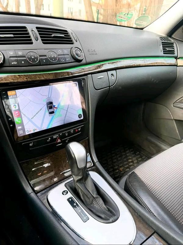 Gebraucht Mercedes E240 236 PS (173 kW) 2003 Schwarz Limousine