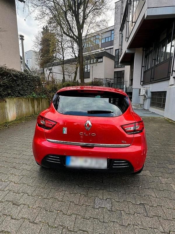 Gebraucht Renault Clio IV Intens 90 PS (66 kW) 2017 Rot Limousine