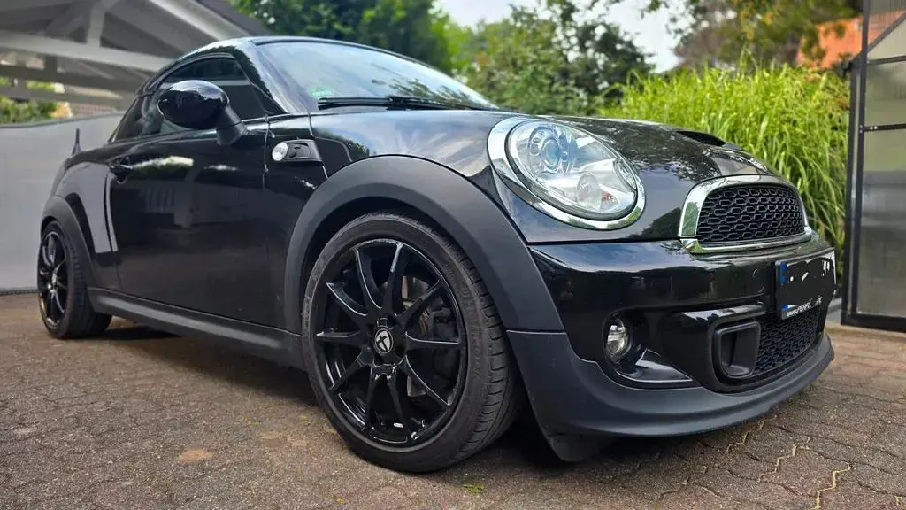 Gebraucht Mini Cooper S Coupé 185 PS (136 kW) 2011 Schwarz Coupé