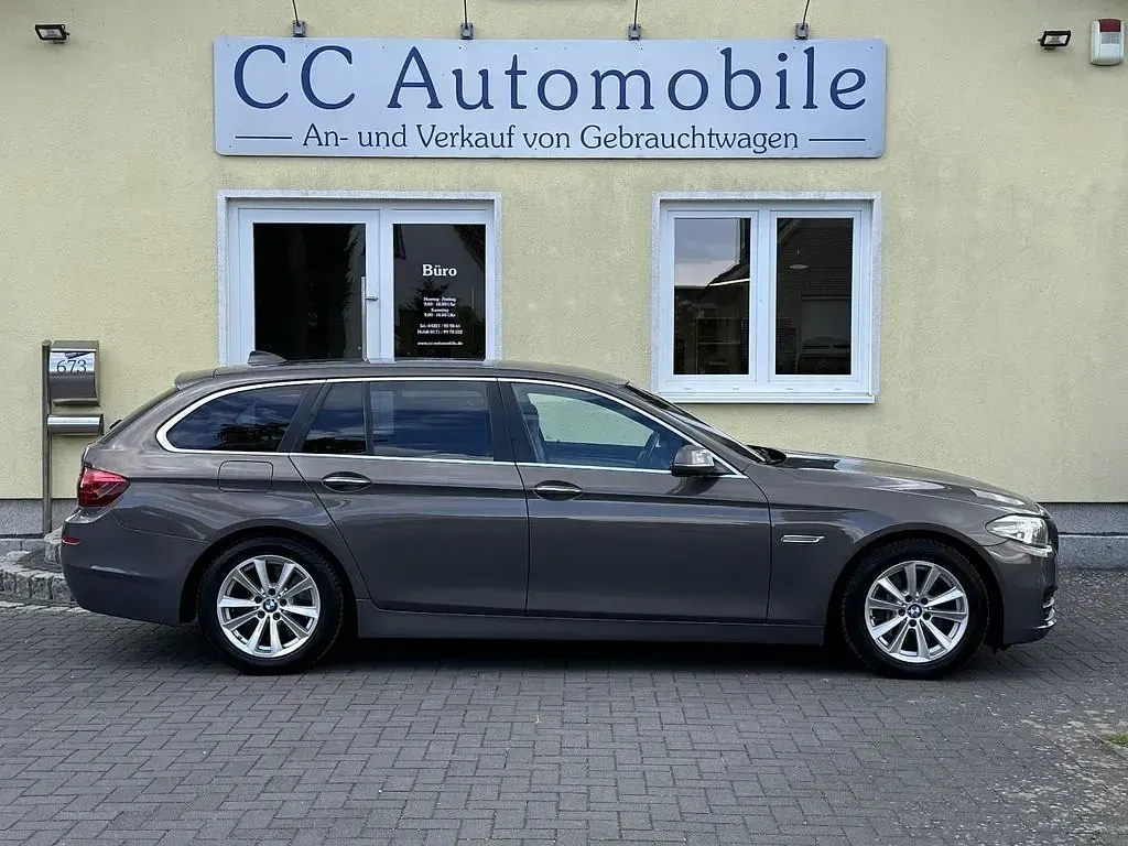 Gebraucht BMW 530 Sport Line 258 PS (189 kW) 2013 Kombi