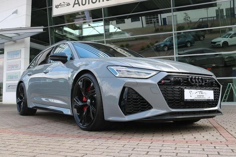 Grau Gebraucht 2022 Audi RS6 Ambiente Kombi | 99.800 € (Superpreis) - Bild 1/4