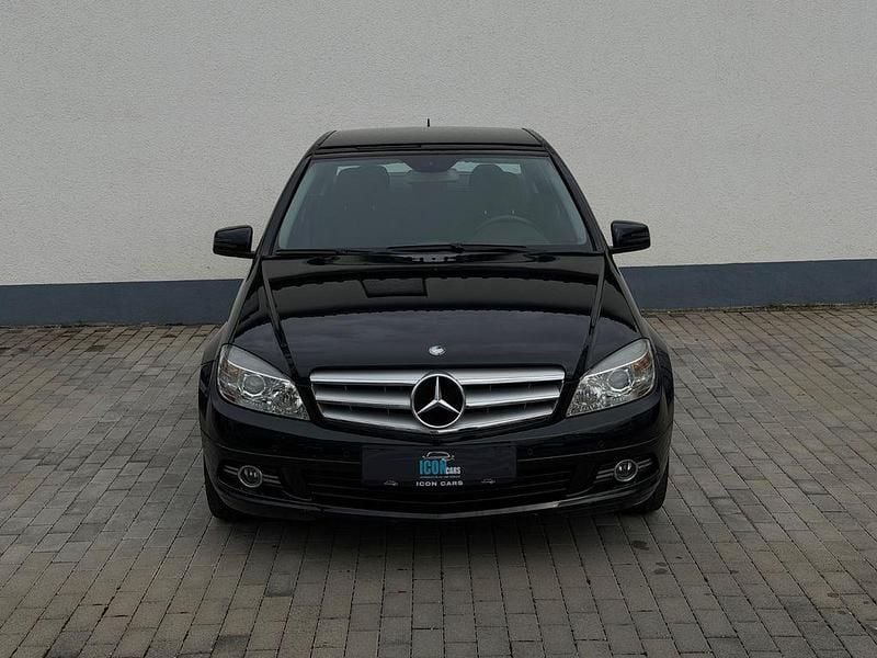 Gebraucht Mercedes C180 156 PS (114 kW) 2010 Schwarz Limousine