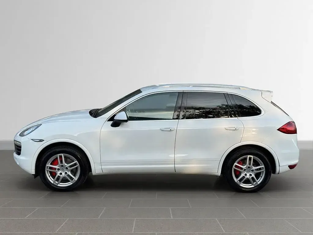Gebraucht Porsche Cayenne Diesel 245 PS (180 kW) 2012 Weiß SUV