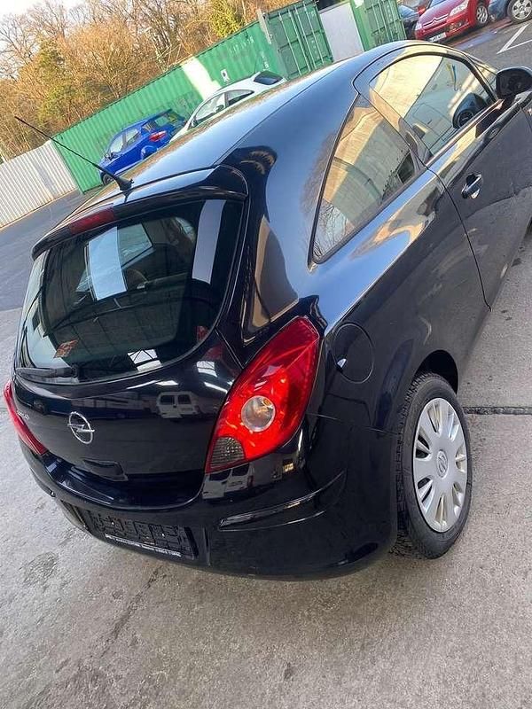 Gebraucht Opel Corsa 80 PS (58 kW) 2009 Limousine