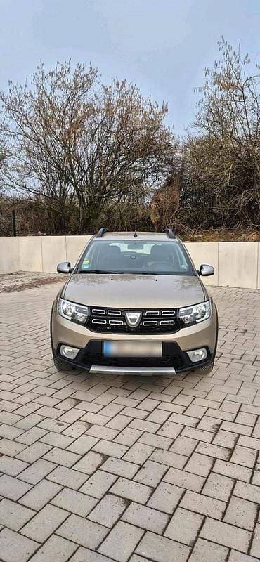 Gebraucht Dacia Sandero Prestige 101 PS (74 kW) 2020 Gold Kleinwagen