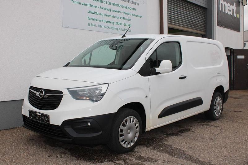 Weiß Gebraucht 2020 Opel Combo Kombi | 8.990 € (Guter Preis) - Bild 1/4