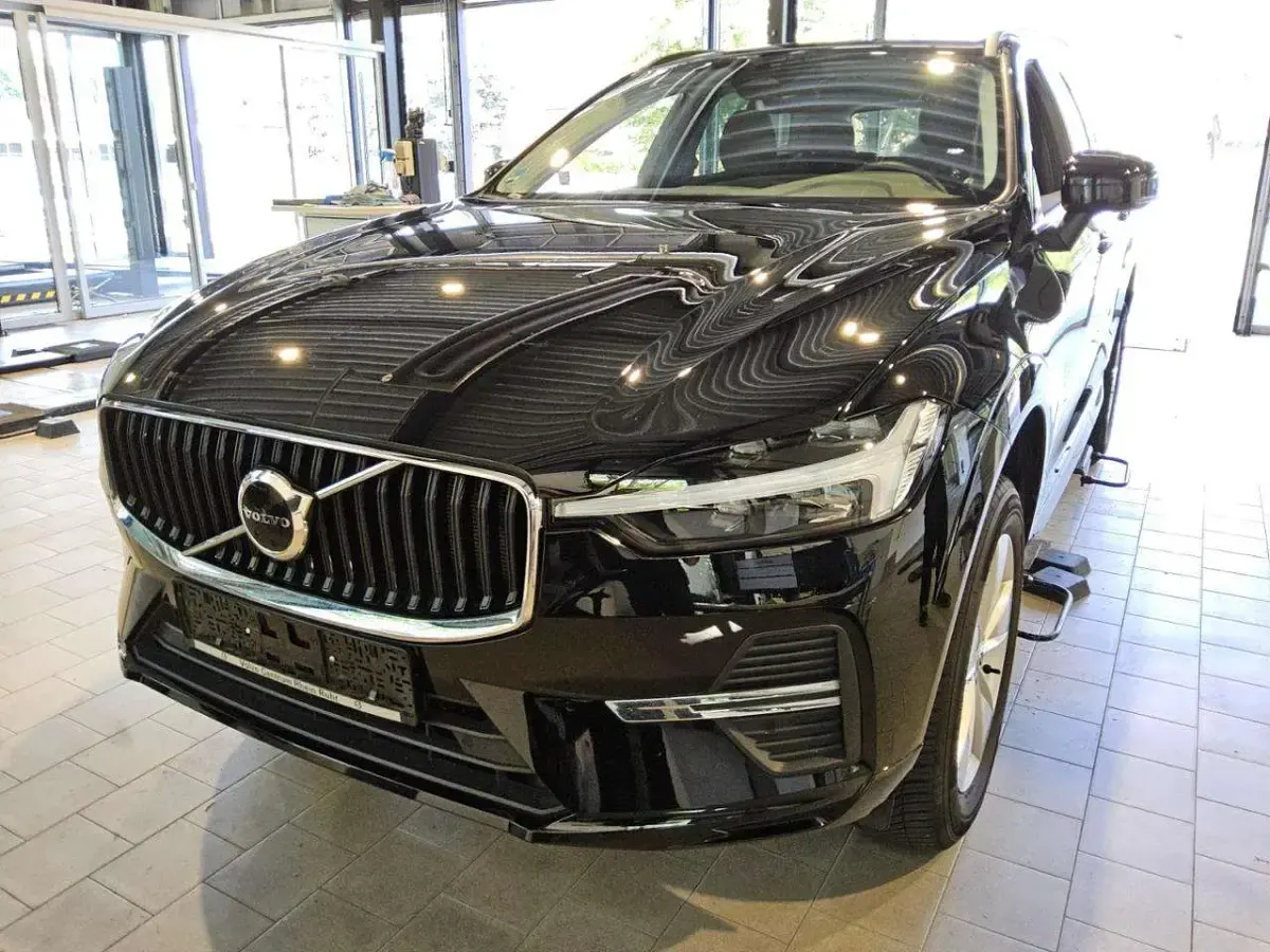 Gebraucht Volvo XC60 197 PS (144 kW) 2023 Grau SUV