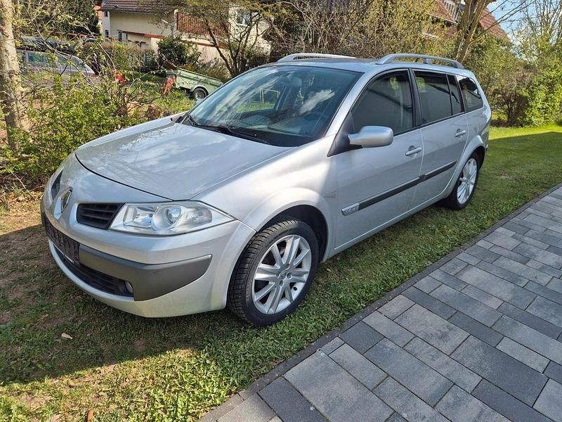 Gebraucht Renault Mégane II Authentique 111 PS (81 kW) 2006 Silber Limousine