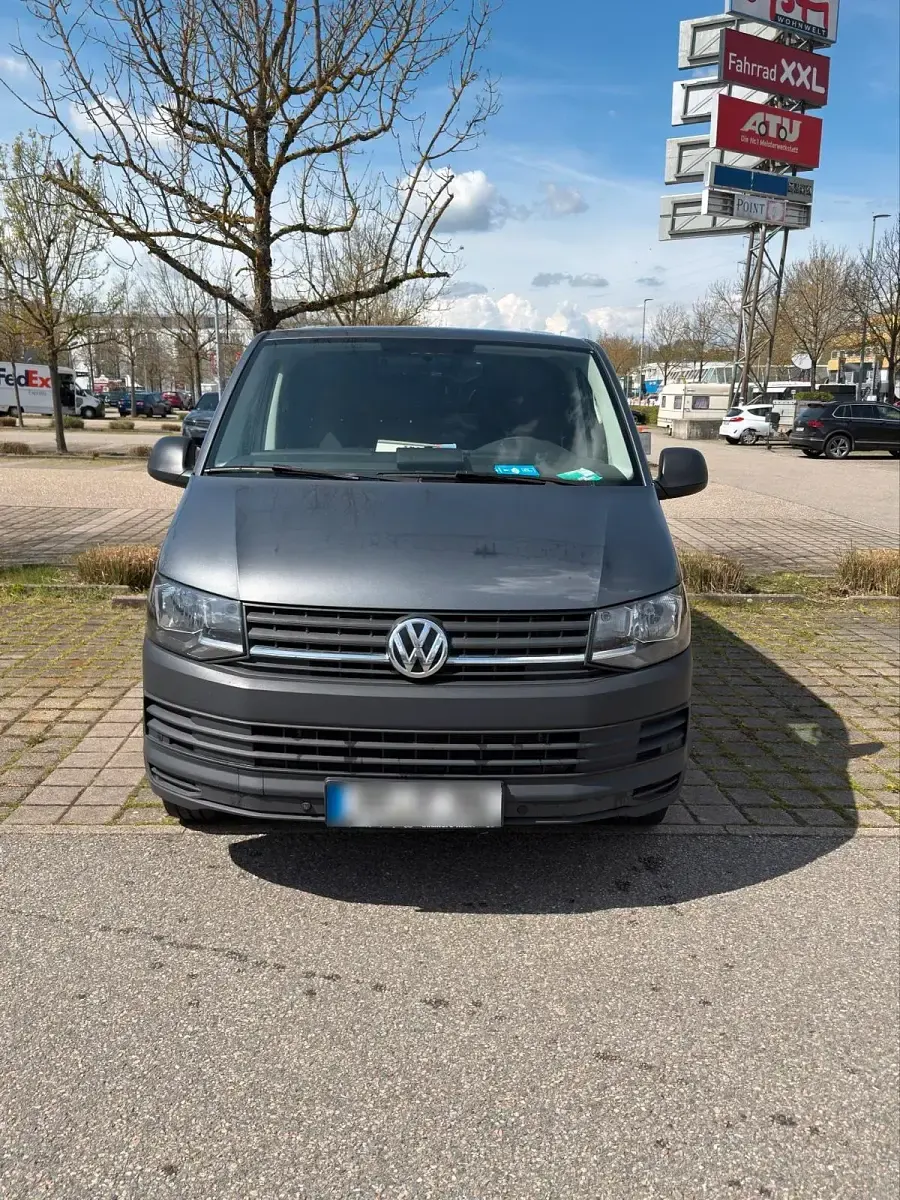 Gebraucht VW T6 150 PS (110 kW) 2018 Grau Van