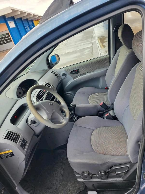 Gebraucht Hyundai Matrix 122 PS (89 kW) 2004 Blau Van / Kleinbus