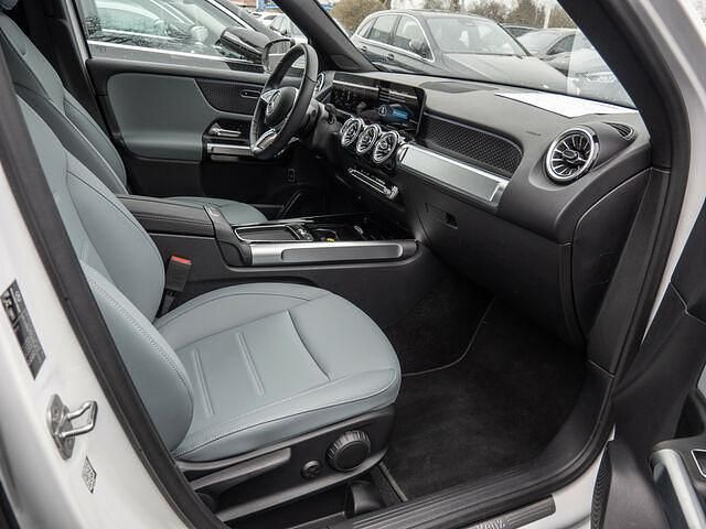 Gebraucht Mercedes GLB220 Advanced Plus 190 PS (139 kW) 2024 Weiss / polarweiß SUV