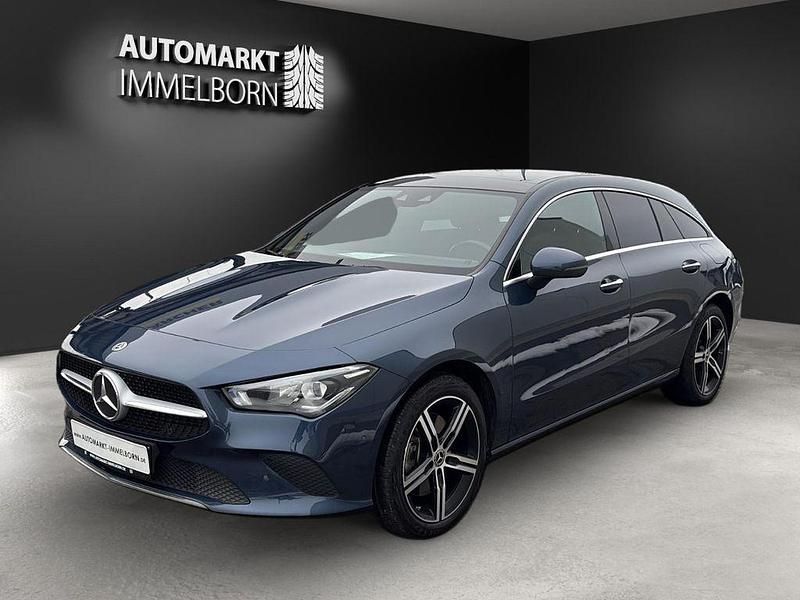 Gebraucht Mercedes CLA250e 218 PS (160 kW) 2022 Blau Coupé