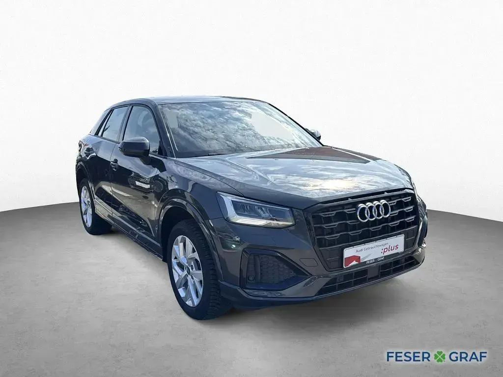 Używany Audi Q2 Advanced Plus 150 KM (110 kW) 2025 Szary SUV
