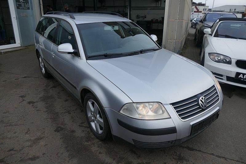 Gebraucht VW Passat 101 PS (74 kW) 2004 Silber Kombi